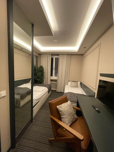 Bedroom 5, Adrett Hotel Königsallee, Düsseldorf