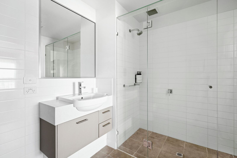 Bathroom 5, Quest Townsville on Eyre, North Ward-Castle Hill