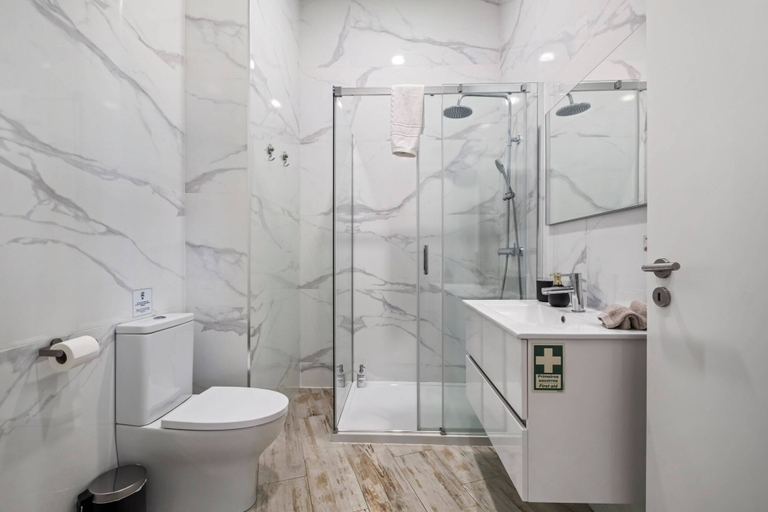 Bathroom 3, Tanoeiros Residence by An Island Apart, Funchal