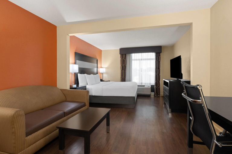 Bedroom 3, La Quinta Inn & Suites by Wyndham Florence, Florence