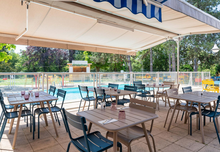 Food & Drinks 5, B&B HOTEL Lyon Nord, Rhône