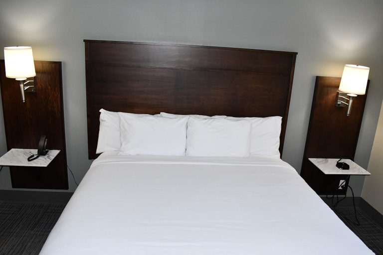 Bedroom 3, Cobblestone Inn & Suites - Trenton, Grundy