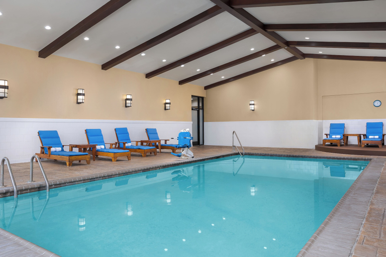 Sport & Beauty 3, DoubleTree by Hilton Cincinnati Airport, Boone