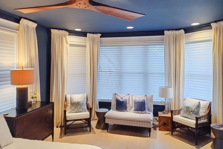 Living area 4, Lakefront Home With Private Pool & Outdoor Space for Entertaining, Glynn