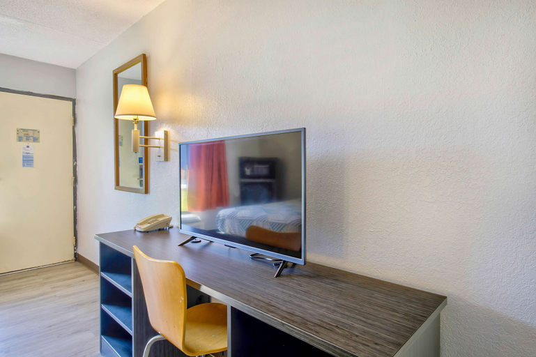 Others 5, Motel 6 Ashland, VA, Hanover