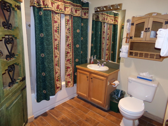 Bathroom 4, Arapahoe Lodge 1 Bed 1 Bath B, Summit