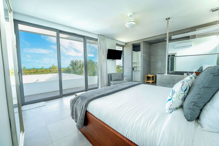 Bedroom 3, Vacation Villa, Oceanview and Hotel Amenities v1