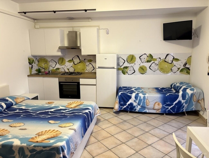 Bedroom 3, Hotel Wega, Rimini
