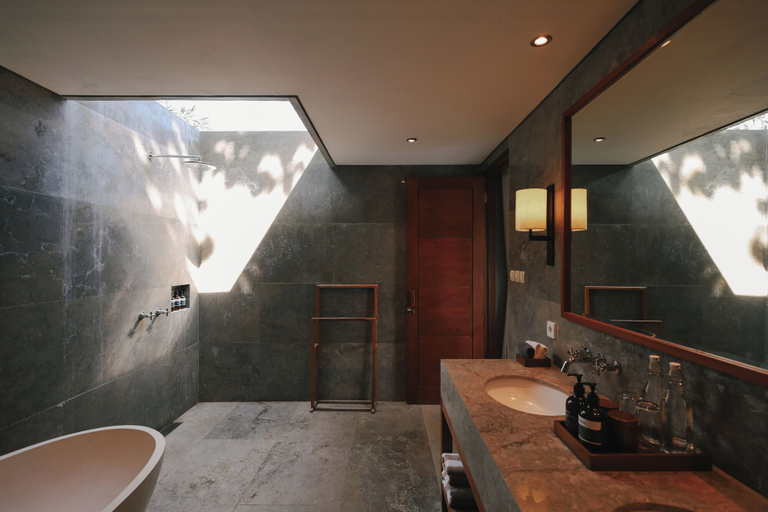 Bathroom 4, Sanglung Villas, Buleleng