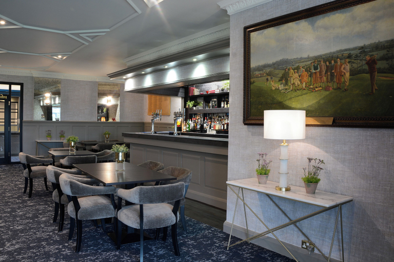 Food & Drinks 5, The Lodge at Kingswood, Surrey