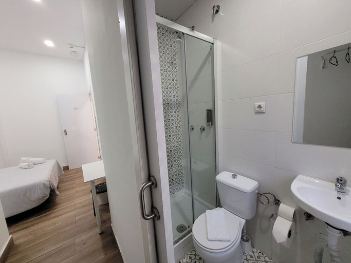 Bathroom 3, AYZ Elcano - Auto check-in property, Málaga