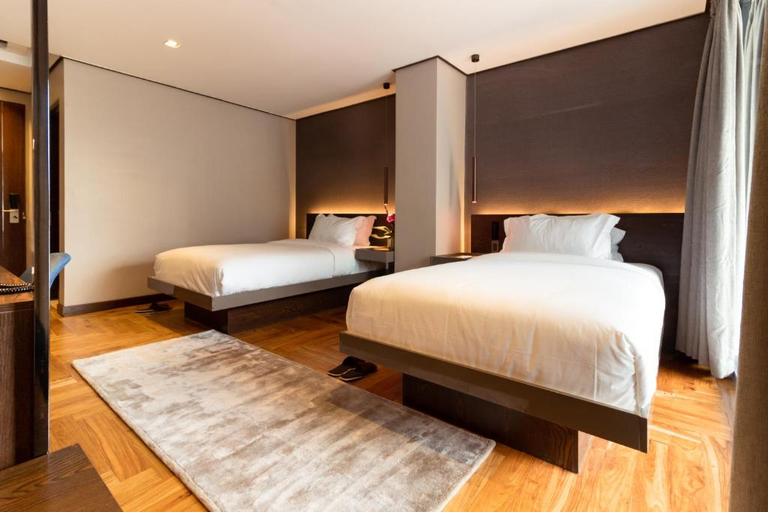 Ramada Encore by Wyndham Makati Room Type - Standard Twin