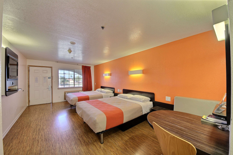 Bedroom 3, Motel 6 Edinburg, TX, Hidalgo
