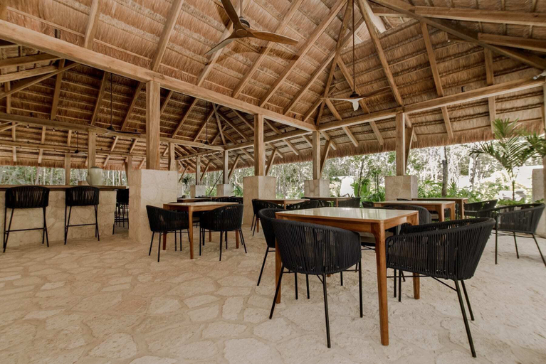 Food & Drinks 5, Lumina at LOSANTOS Tulum, Cozumel