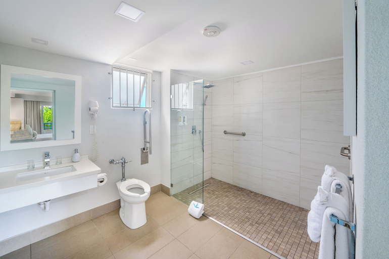 Bathroom 4, Blue Haven Holiday Apartments