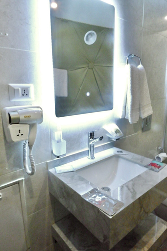 Bathroom 4, Beyond Wadi Rum Camp, Aqaba