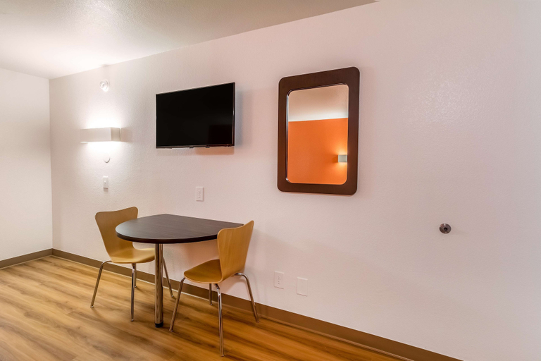 Others 5, Motel 6 Arlington, TX - UTA, Arlington