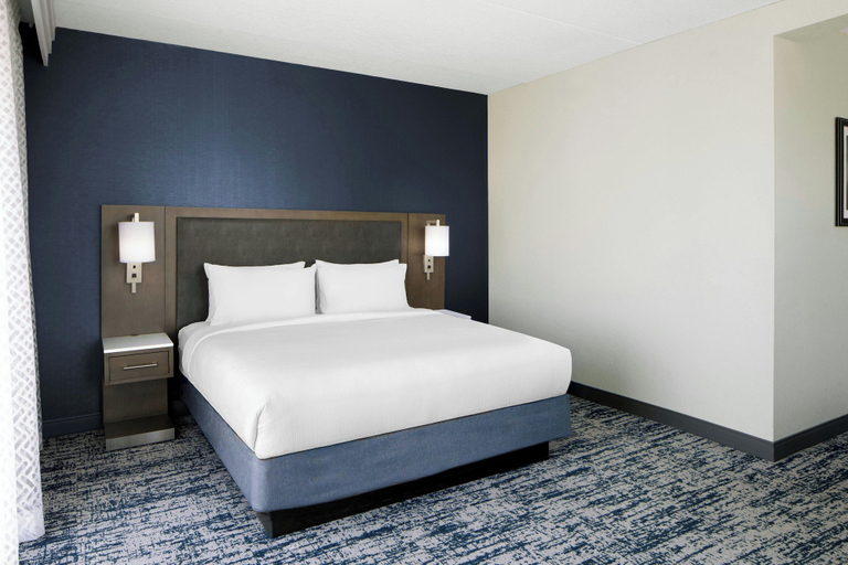 Bedroom 3, Courtyard by Marriott Wilmington Downtown/Historic District, New Hanover