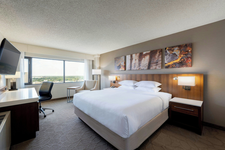 Bedroom 3, Delta Hotels by Marriott Regina, Division No. 6