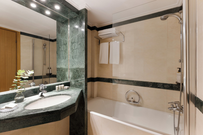 Bathroom 5, Divani Palace Larissa, Thessaly