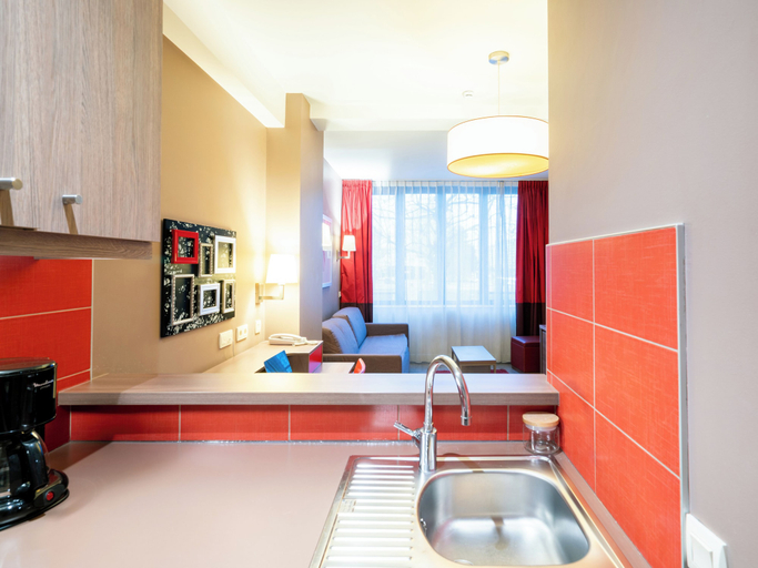 Others 4, B&B HOME Caen Centre Gare, Calvados