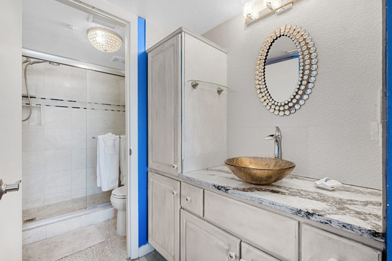 Bathroom 4, Santa Maria II 110 by Distinctive Beach Rentals, Lee