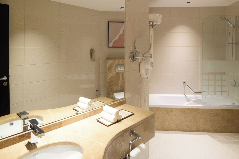 Bathroom 5, Marriott Hotel Production City, Dubai, Dubai