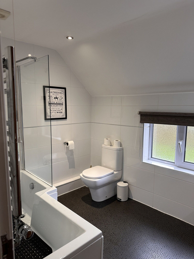 Bathroom 3, Half Moon Jackfield, Telford and Wrekin