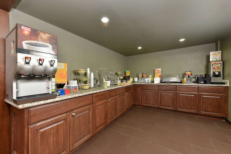 Food & Drinks 5, Quality Inn Gonzales, Gonzales