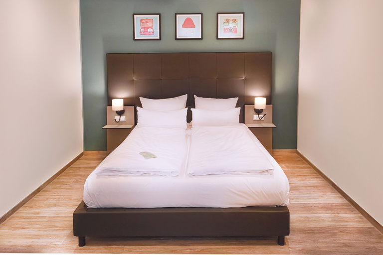 Bedroom 3, Garner Hotel Stuhr Bremen A1 by IHG, Diepholz