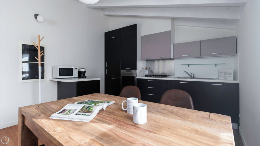 Others 5, Italianway Comfort - Rubens 19 B, Milano