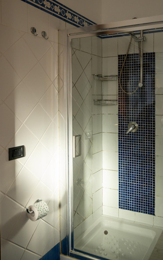 Bathroom 3, Hotel Sirio, Agrigento