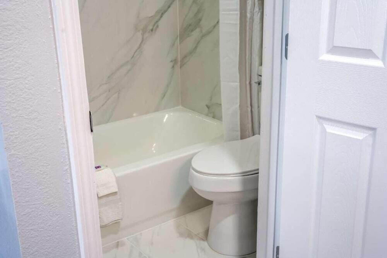Bathroom 5, Studio 6 Claremore, OK, Rogers