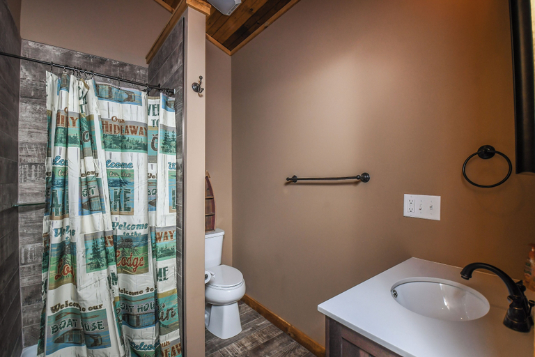 Bathroom 4, Happy Landing by Taylor Made Deep Creek, Garrett