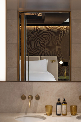 Bathroom 5, Almanac Palais Vienna, Wien