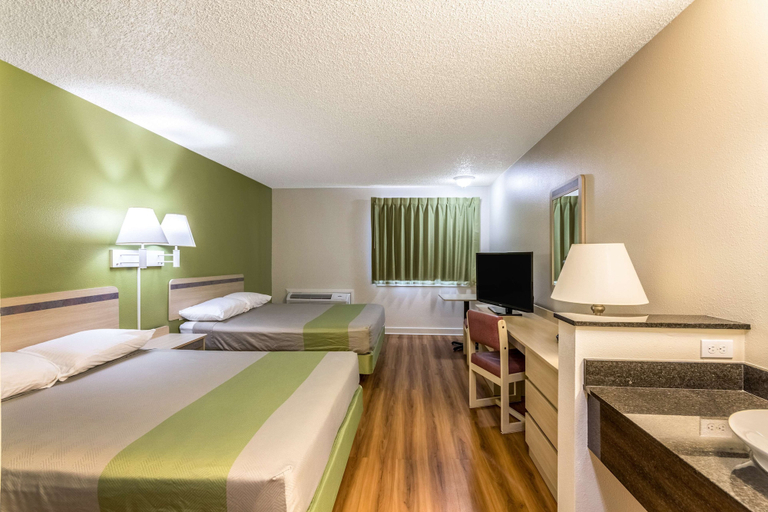 Bedroom 3, Motel 6 Great Falls, MT, Cascade