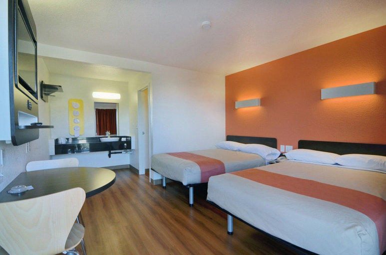 Bedroom 5, Motel 6 Palm Desert, CA - Palm Springs Area, Riverside