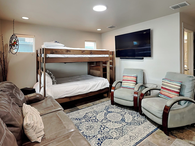 Bedroom 2, It'll Do by Silver Sands Vacation Rentals, Nueces
