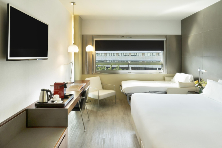 Bedroom 3, NH Collection Barcelona Constanza, Barcelona