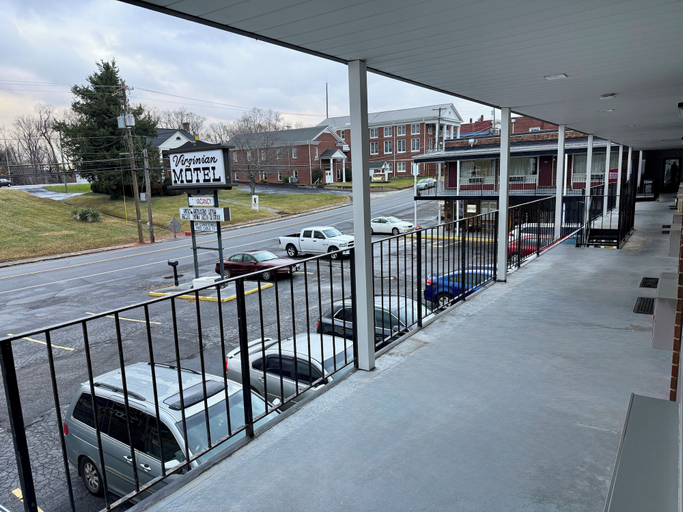 Others 5, Virginian Motel, Patrick