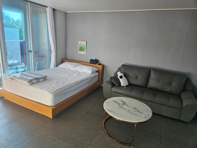 Bedroom, Geoje Beach House Pension, Geoje