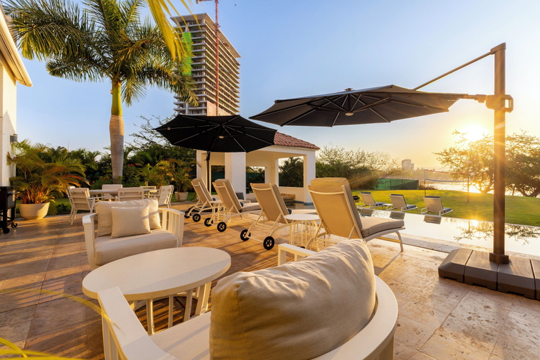 Food & Drinks 5, Capitalia Tres Mares Beach Residences & Marina, Puerto Vallarta