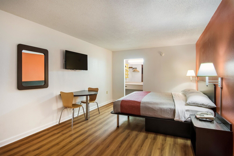 Bedroom 3, Motel 6 Warner Robins, GA, Houston