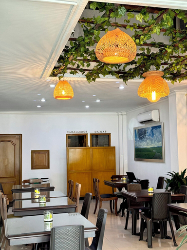 Food & Drinks 4, Hotel Prince Plaza - Laureles, Medellín