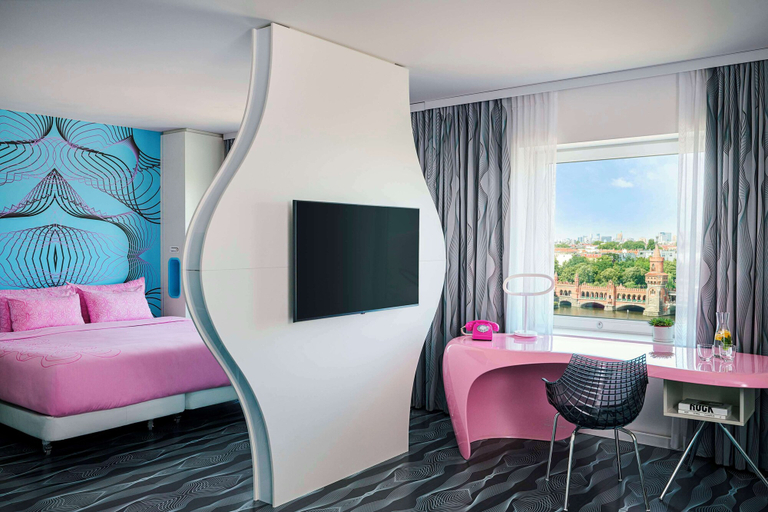 Bedroom 3, nhow Berlin, Berlin