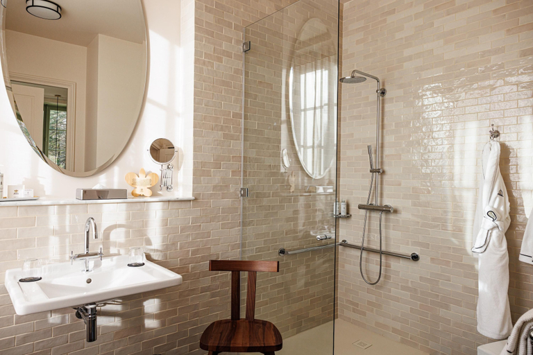 Bathroom 4, Domaine De Locguénolé & Spa, Morbihan