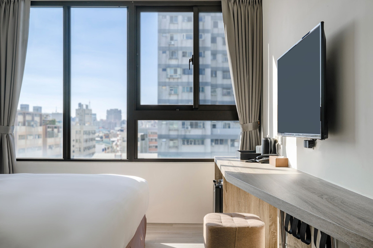 Bedroom 3, CHECK inn Express Taichung Fuxing, Taichung
