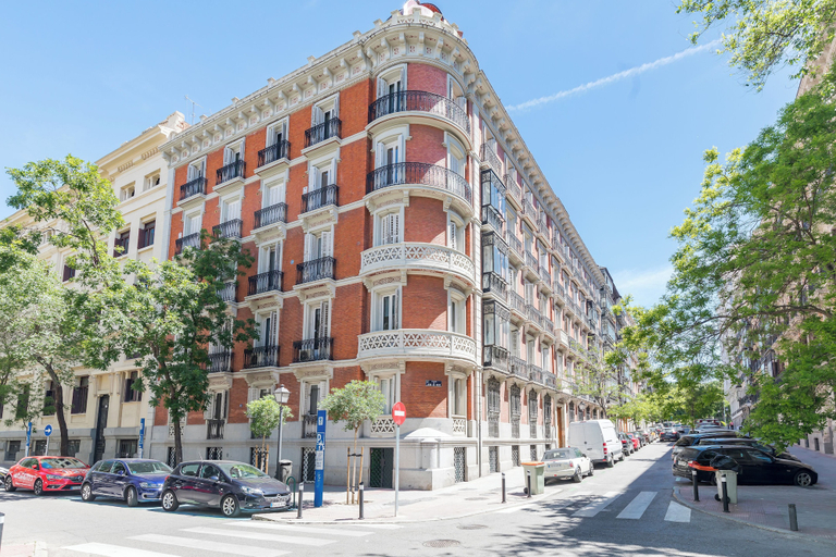 Exterior & Views 2, AYZ Juan de Mena - Auto check-in property, Madrid
