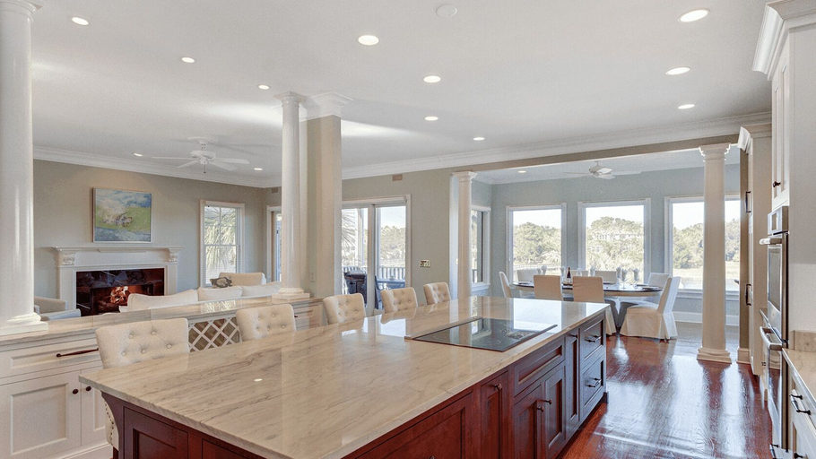 Others 5, 20 Morgan Place Drive by Avantstay Waterfront Home w/ Private Dock, Charleston