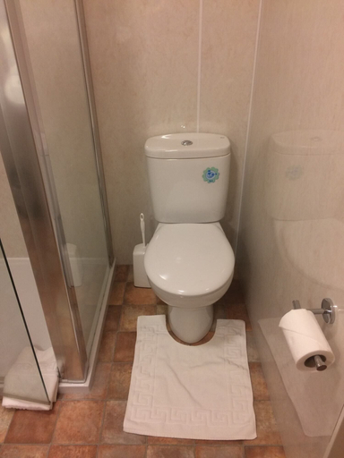 Bathroom 3, MacDougall Clansman Hotel, Highland